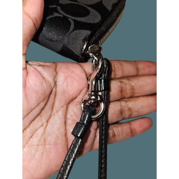 Coach Poppy Wristlet Signature Monogram Wallet Black - Picture 8 of 13